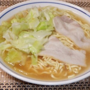 ベーコン醤油ラーメン